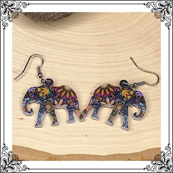 Jewelry - Elephant Acrylic Earrings